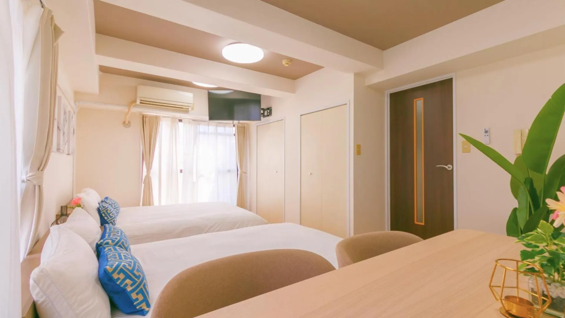 Py81 Classy Yuhigaoka 오사카 0*,  일본